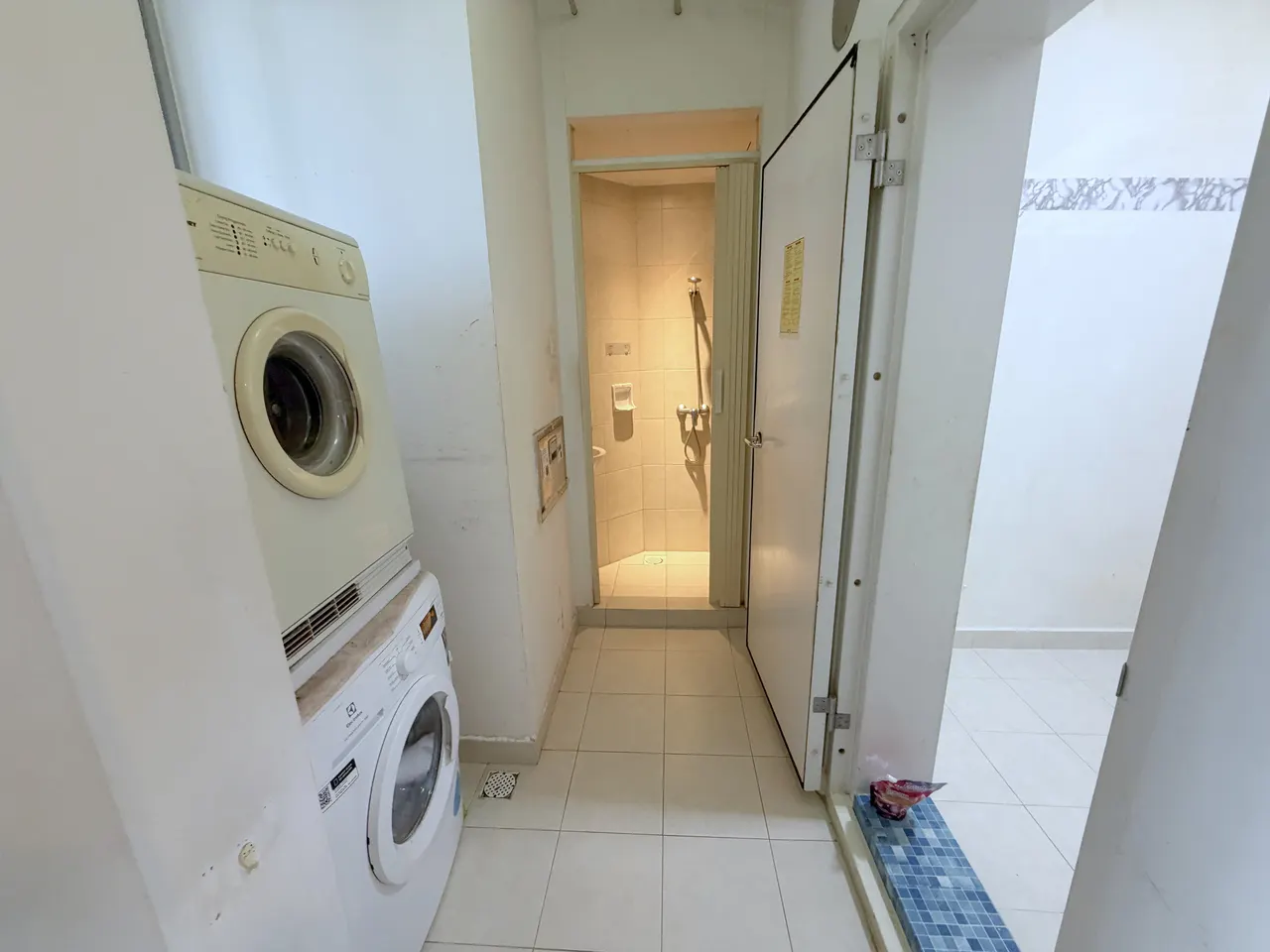 湖畔轩 · 普通房(9 楼) · 小间