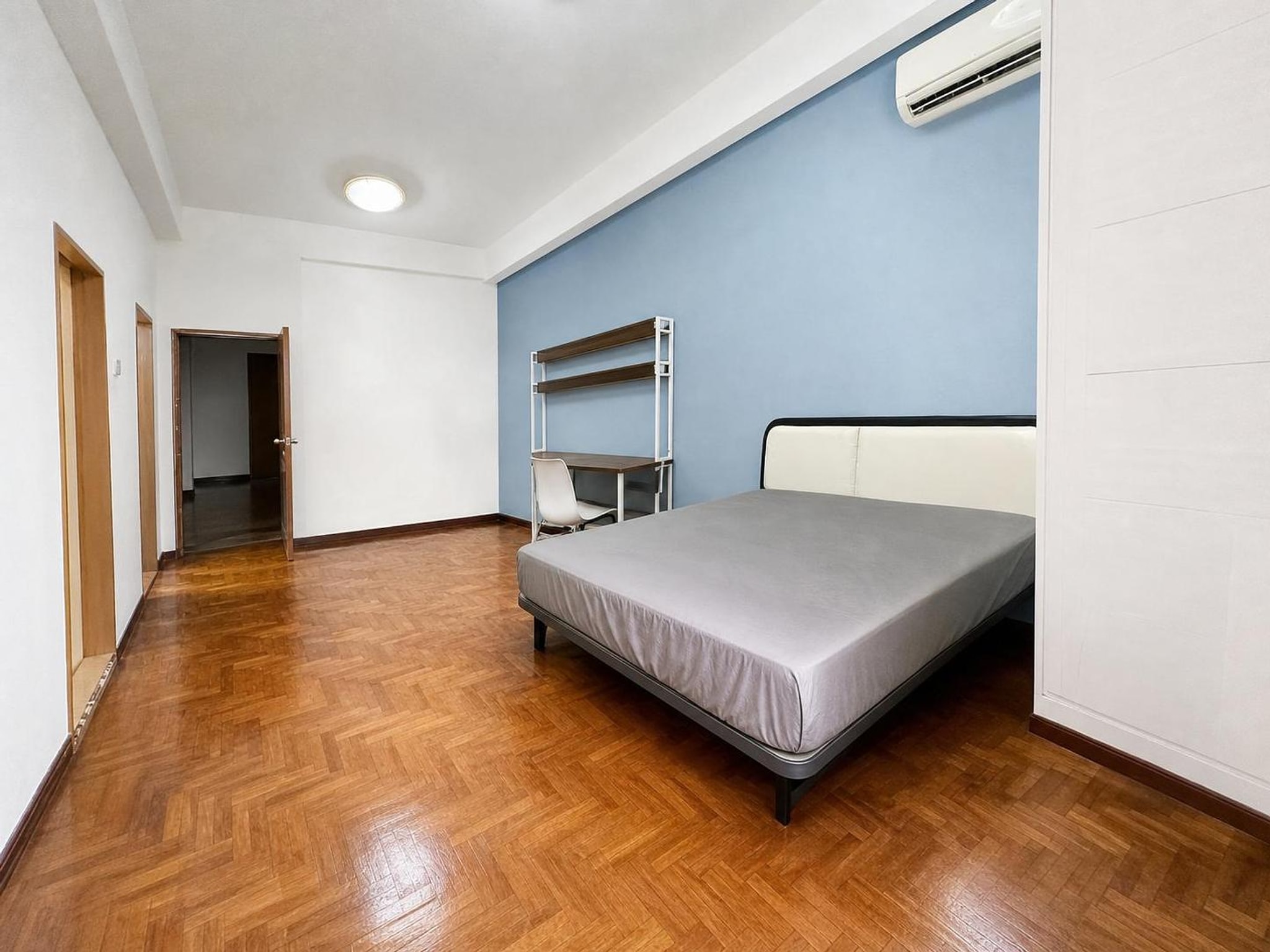 湖畔公寓 · 普通房(2 楼)